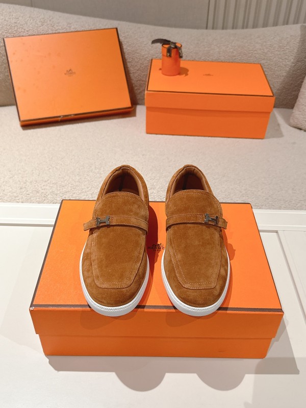 Hermes 25ss秋冬新款樂福鞋，英倫復古設計，經典耐看！ 原版倒模楦型，極致1:1形體